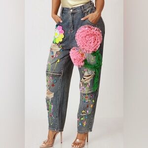 Floral Embellished Distressed Jeans